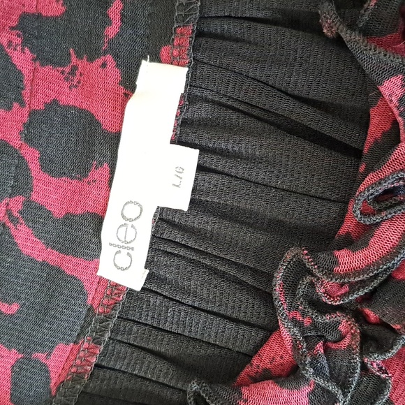 Cute Cleo Lined Top Size Large - Picture 2 of 6